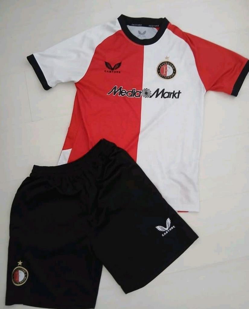 Feyenoord tenue maat L zgan, Maat L, Ophalen of Verzenden, Zo goed als nieuw, Set