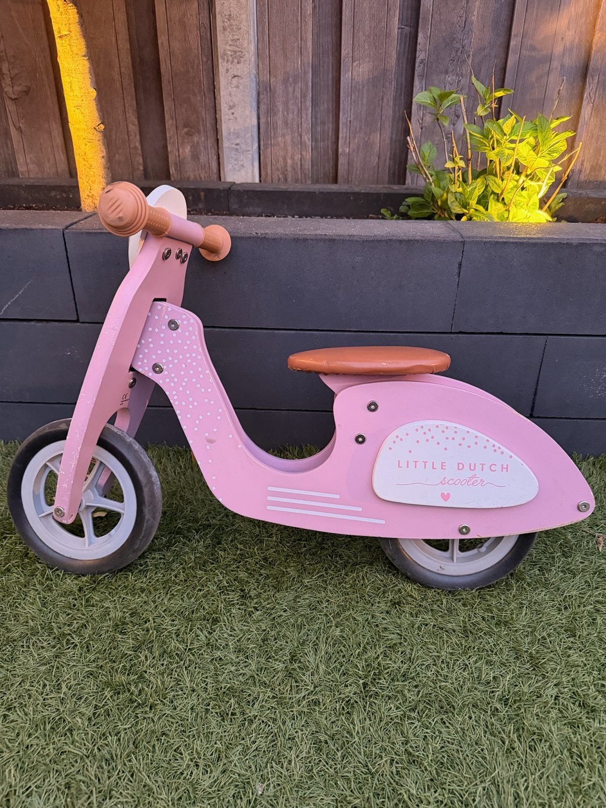 Little Dutch houten loopscooter roze, Ophalen, Gebruikt, Loopfiets