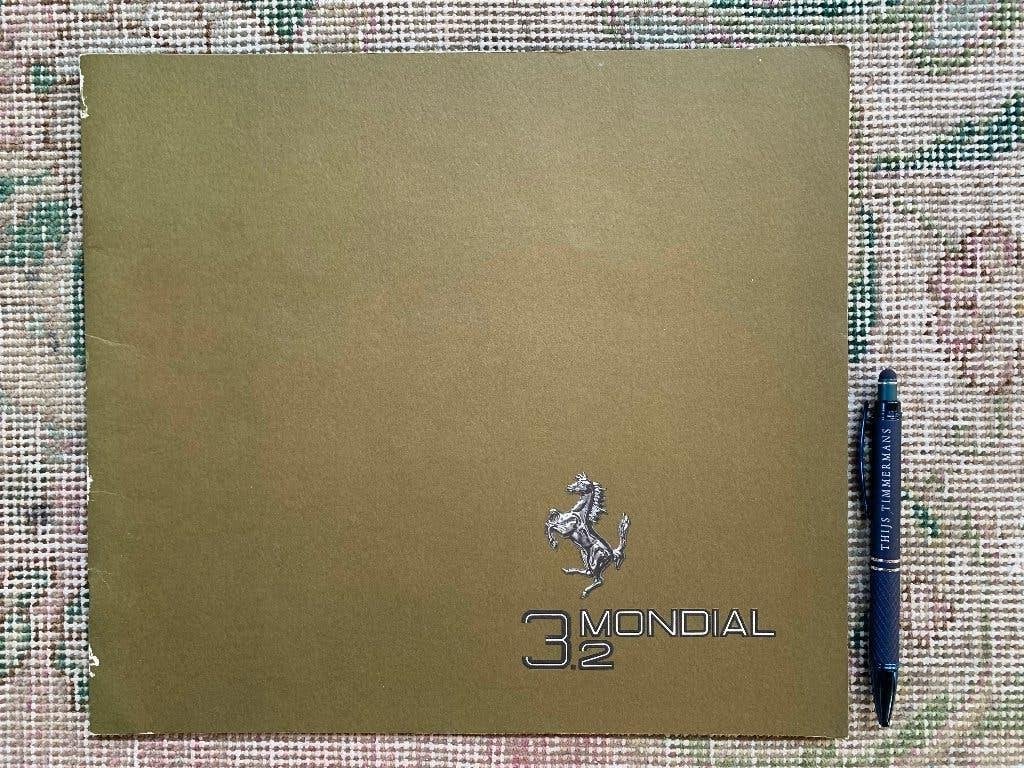 Folder brochure Ferrari 3.2 Mondial nr. 402/85 8M/2/87, Gelezen, Ophalen of Verzenden, Ferrari, Ferrari