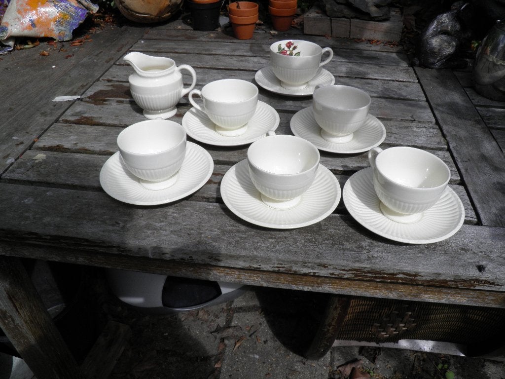 engelse vintage kop en schotels wedgewood, royal albert etc, Ophalen of Verzenden, Zo goed als nieuw, Wedgwood, Kop(pen) en/of Schotel(s)