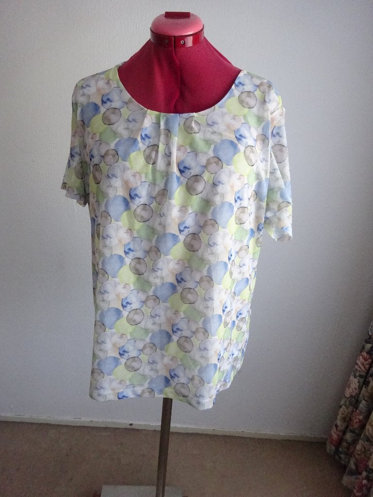 Gerry Weber top-shirt mt 46, Kleding | Dames, Tops, Overige kleuren, Verzenden, Maat 46/48 (XL) of groter, Zo goed als nieuw