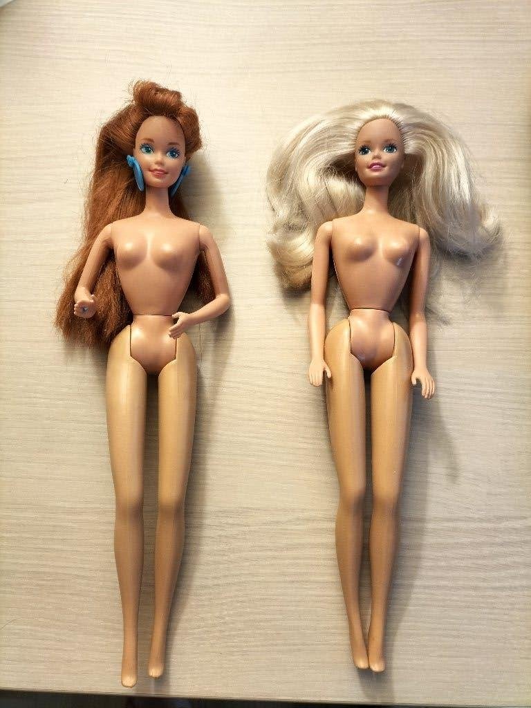 2 Barbie Mattel poppen, Ophalen of Verzenden, Zo goed als nieuw, Pop