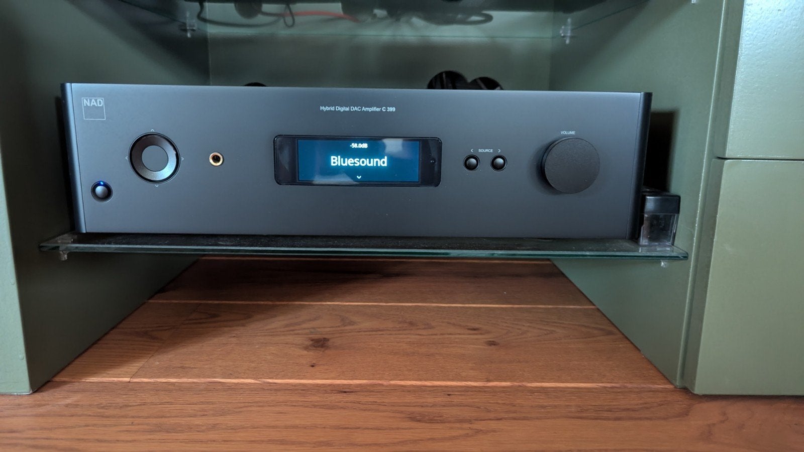 NAD C 399 Hybrid Digital DAC Versterker, Zo goed als nieuw, 120 watt of meer, Stereo, Ophalen