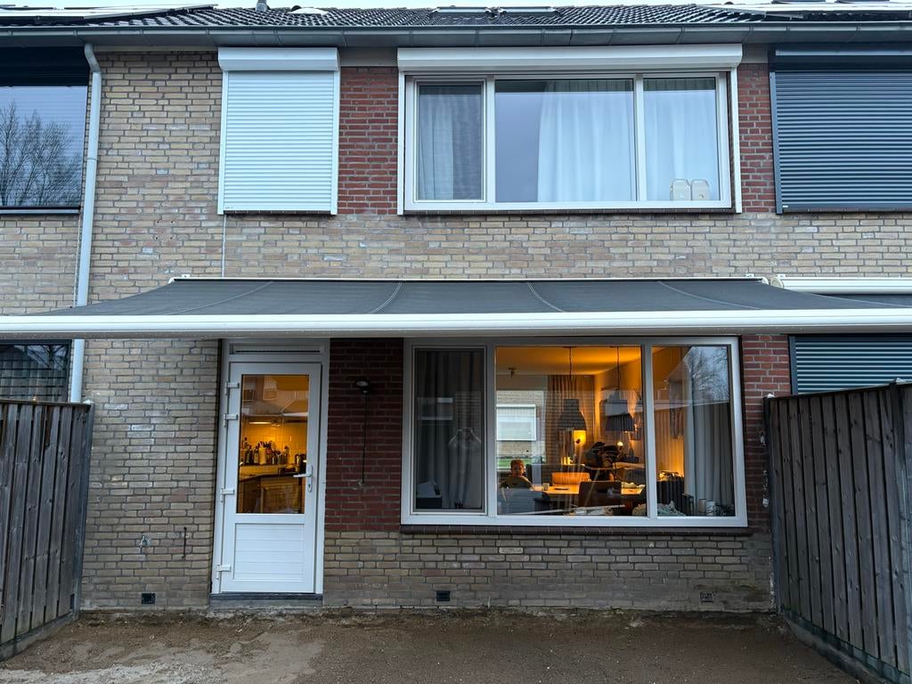 Elektrisch Zonnescherm 550 breed, 3m uitval, Ophalen, Gebruikt, 450 cm of meer, Elektrisch