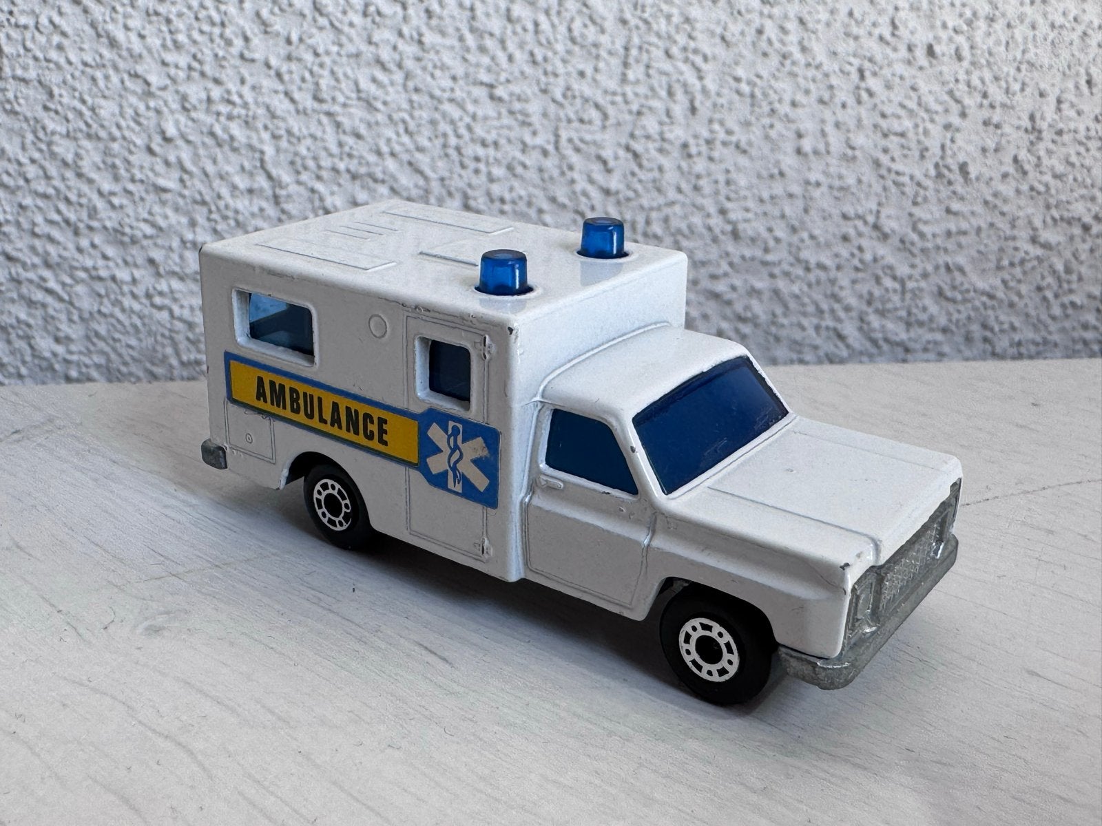 Matchbox Superfast Ambulance 1977 - Unieke staat, Ophalen of Verzenden, Zo goed als nieuw