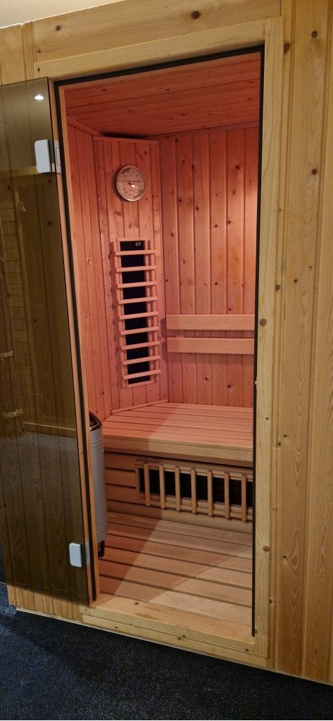 Combi-sauna. Sauna / Philips Infrarood. 2 in 1 sauna, Niet ingevuld, Gebruikt, Niet ingevuld, Complete sauna