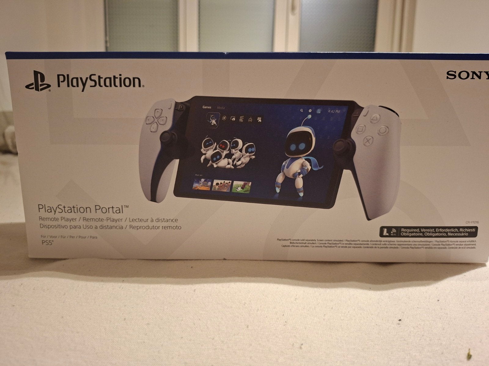 Foto 5 van Sony PlayStation Portal Remote Player met hoes