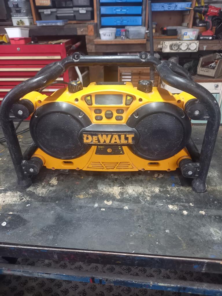 Bouwradio, Audio, Tv en Foto, Radio's, Ophalen of Verzenden, Bouwradio