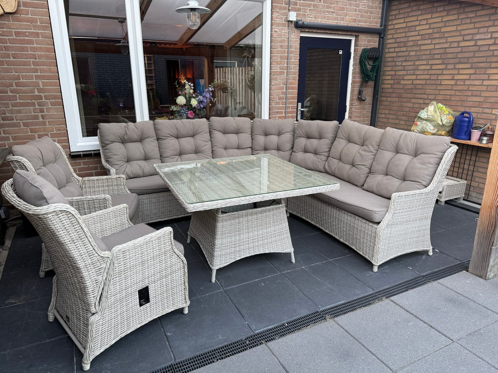 Zo goed als nieuwe loungeset met lichte beschadiging, Ophalen, Meer dan 8 zitplaatsen, Zo goed als nieuw, Loungeset