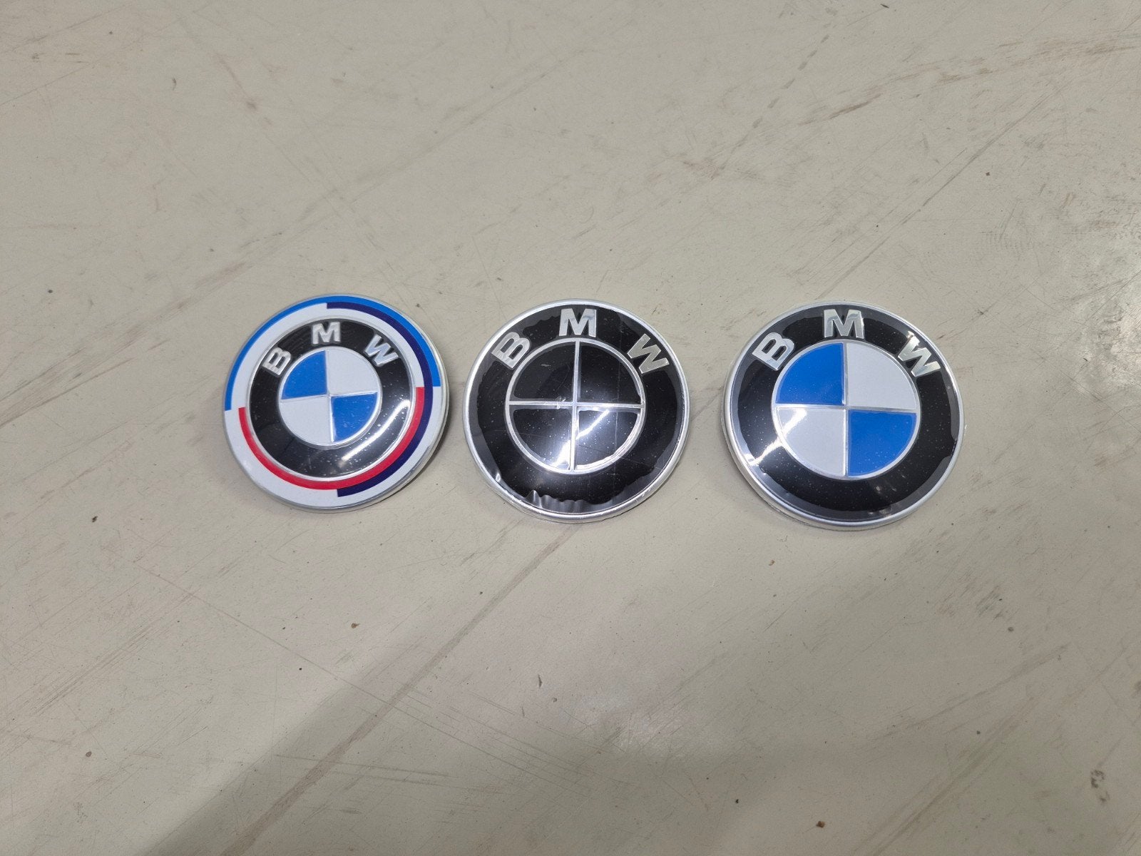 BMW Embleem Logo 82mm Motorkap/Achterklep | 3 Variants, Auto diversen, Ophalen of Verzenden, Nieuw