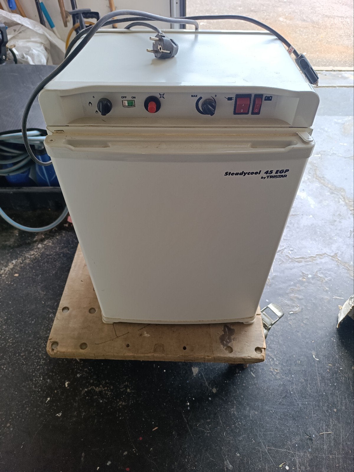 Koelkast te koop 45 liter, Ophalen, Kombuis en Sanitair, Zeilboot of Motorboot