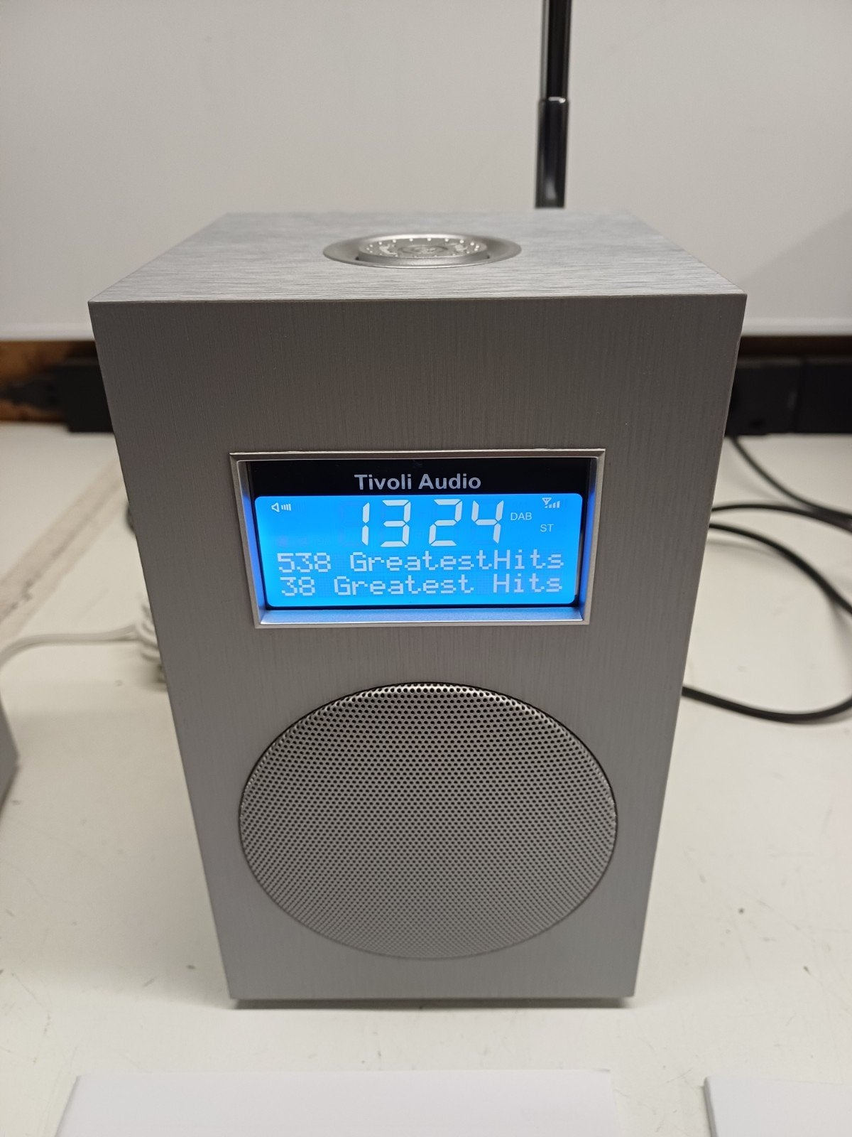 Tivoli Audio Model 10+ Combo DAB+/FM Radio - Nieuw in doos, Ophalen of Verzenden, Nieuw, Radio