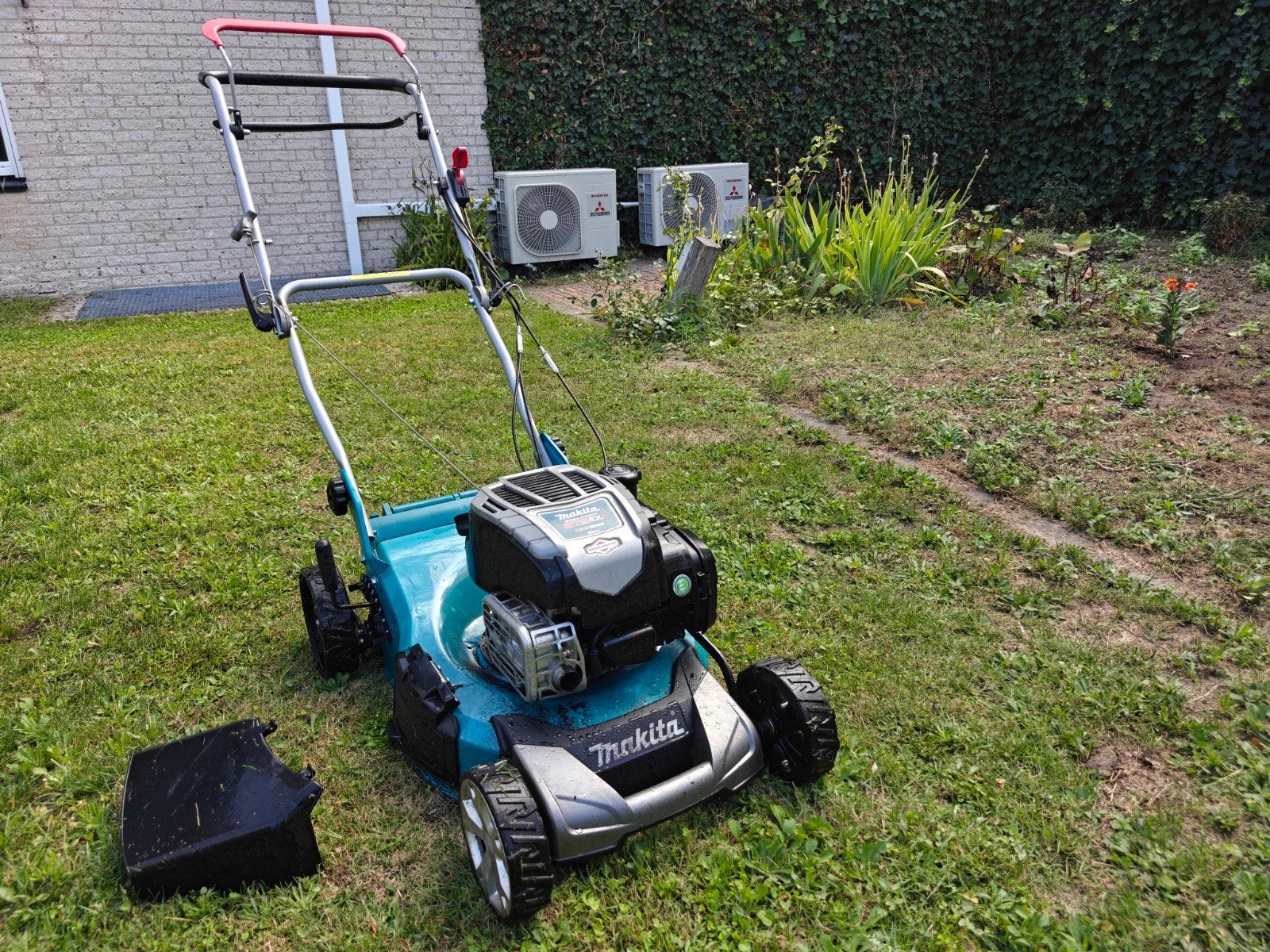 Makita PLM4631N2 Benzine Grasmaaier - 46cm maaibreedte, Tuin en Terras, Ophalen, Cirkelmaaier, Gebruikt, 40 t/m 49 cm