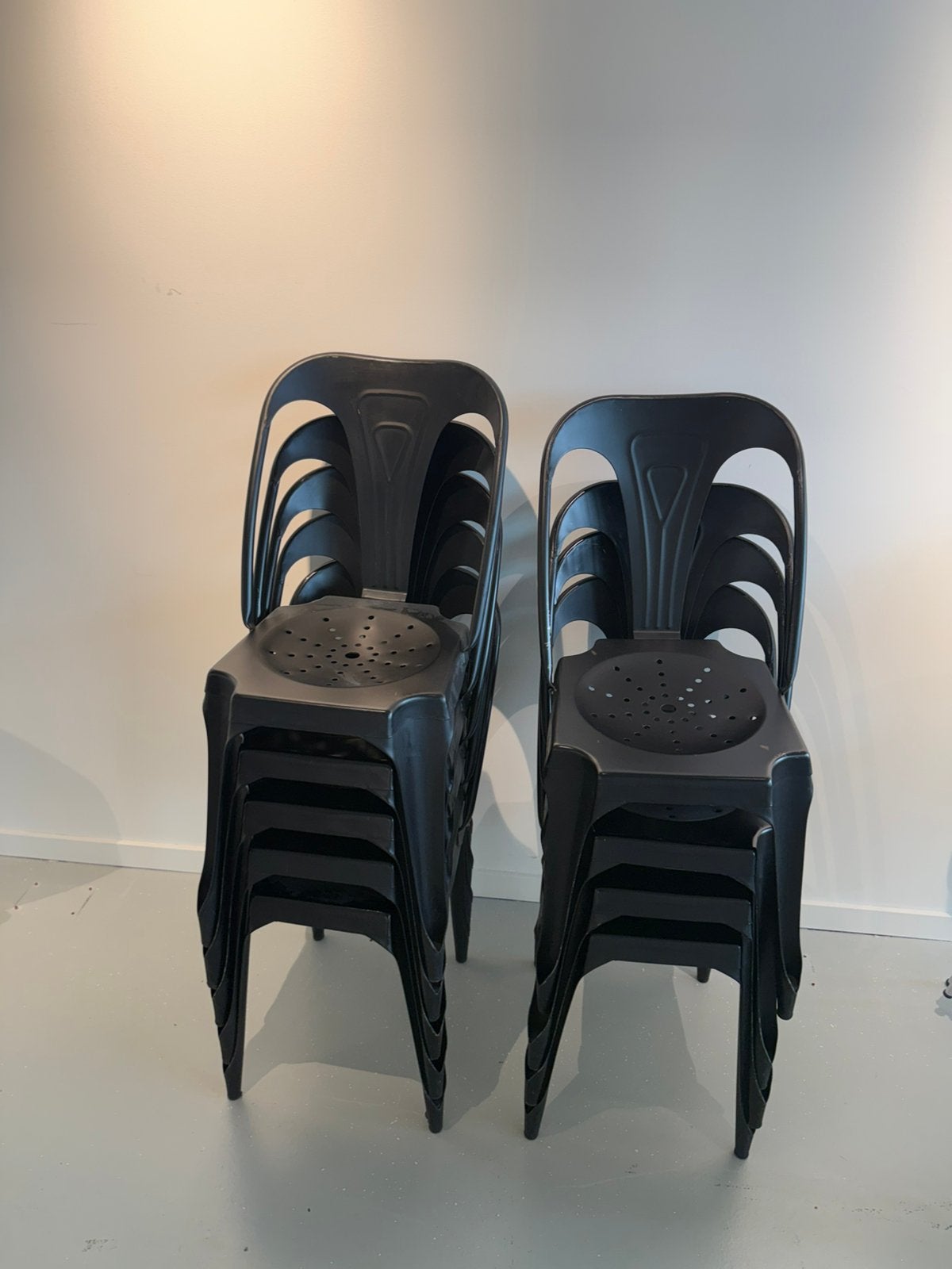 Zwarten stoelen 9, Huis en Inrichting, Ophalen, Zo goed als nieuw