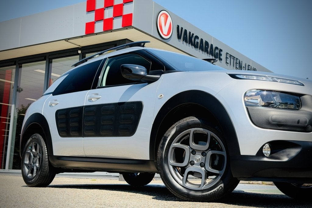 Citroën C4 Cactus 1.2 Shine | PARKEERSENSOREN | CLIMA | CRU, Auto's, Voorwielaandrijving, 12 maanden, Gebruikt, 1199 cc