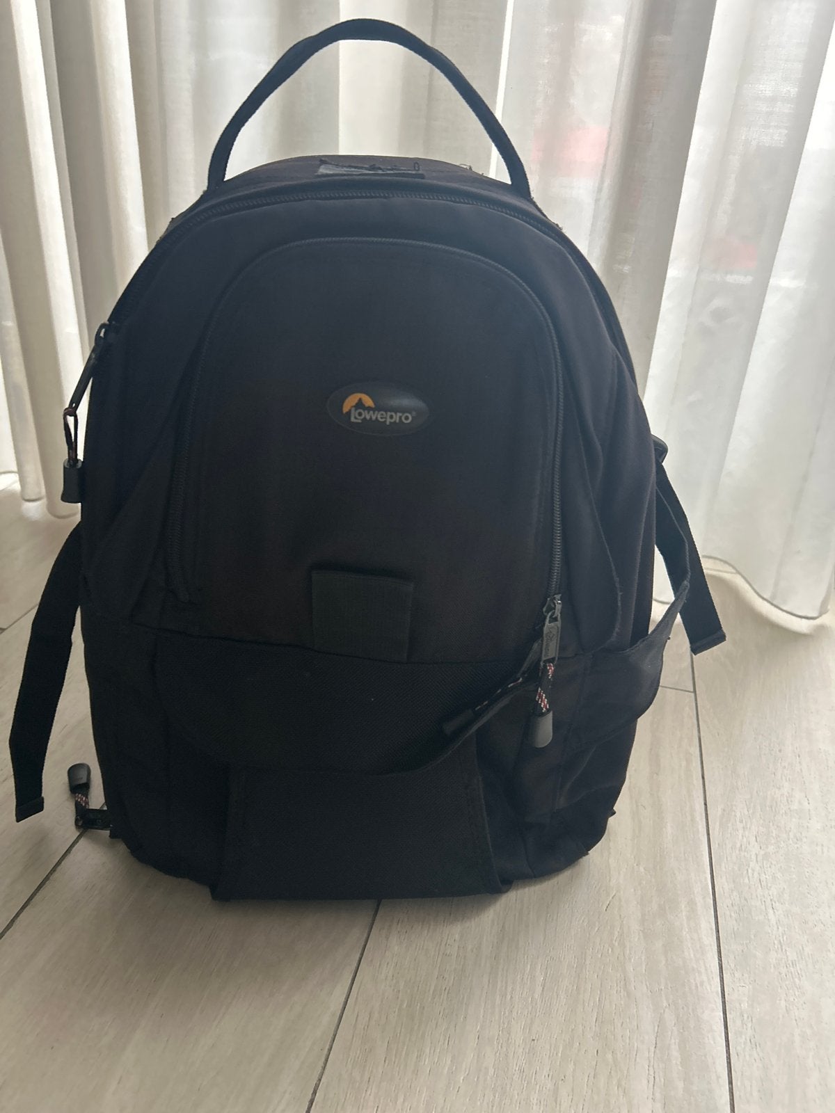 Lowepro Mini Trekker AW Fotorugzak - Zwart, Rugtas, Gevoerd, Ophalen of Verzenden, Zwart