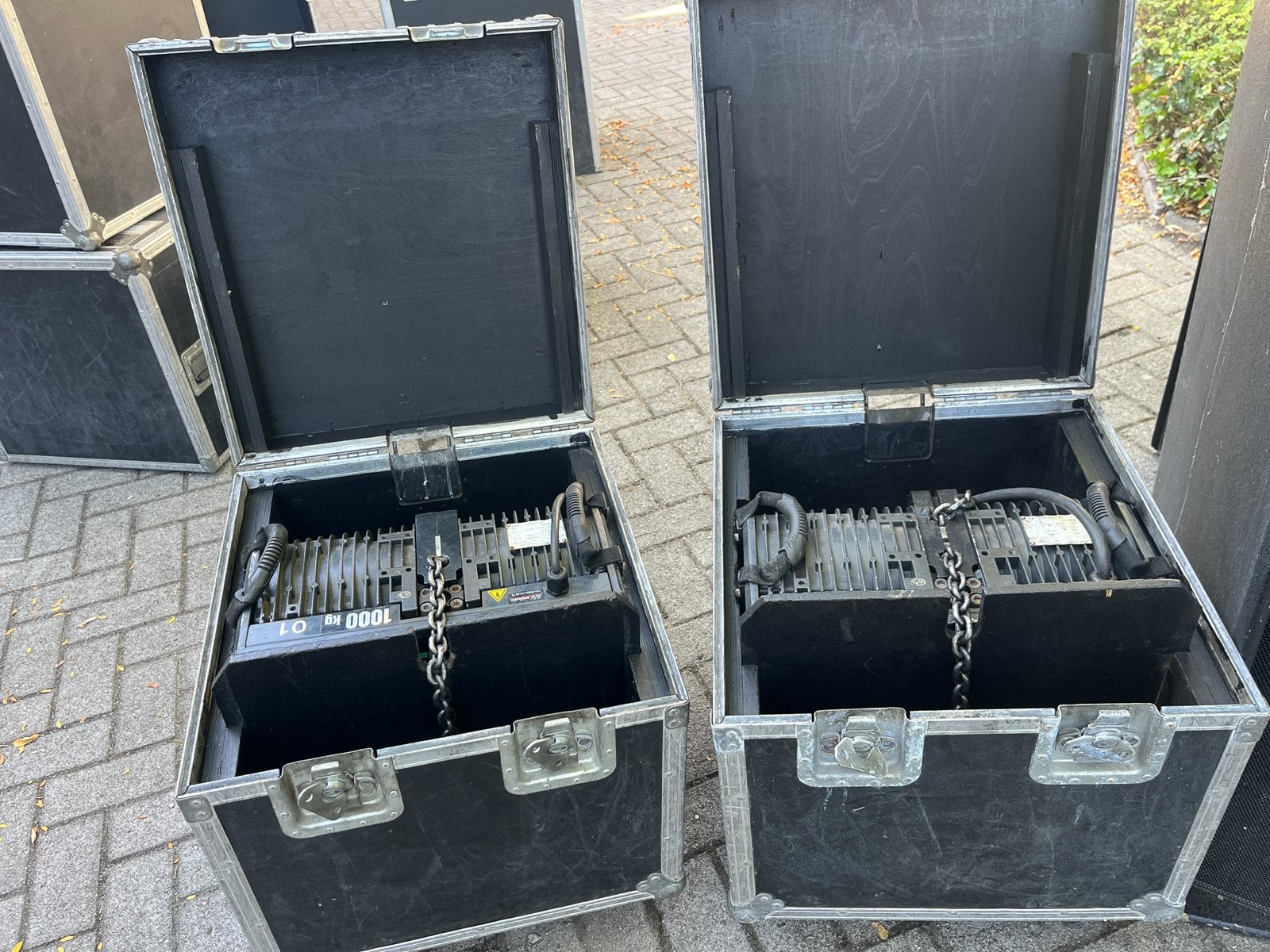 Foto 9 van Complete Martin Audio W8LC & WSX218 Set - Plug & Play