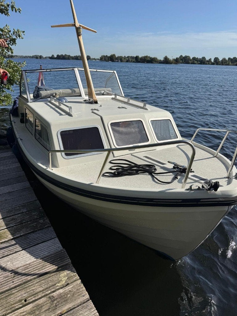Nette Kajuitboot met Binnenboordmotor, Watersport en Boten, Ophalen, Overige merken, Diesel, 27 pk