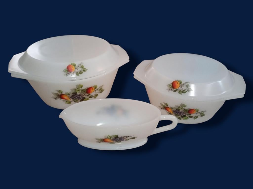 Arcopal "Fruits de France" ovenschaal met deksel, Huis en Inrichting, Keuken | Servies, Ophalen of Verzenden, Overige stijlen