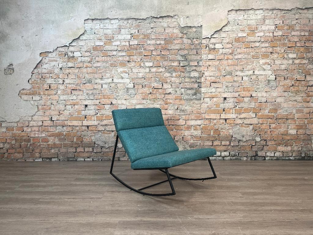 Gus Modern GT Rocker blauw bij TheReSales, Huis en Inrichting, Fauteuils, Ophalen, Design, 75 tot 100 cm, Zo goed als nieuw