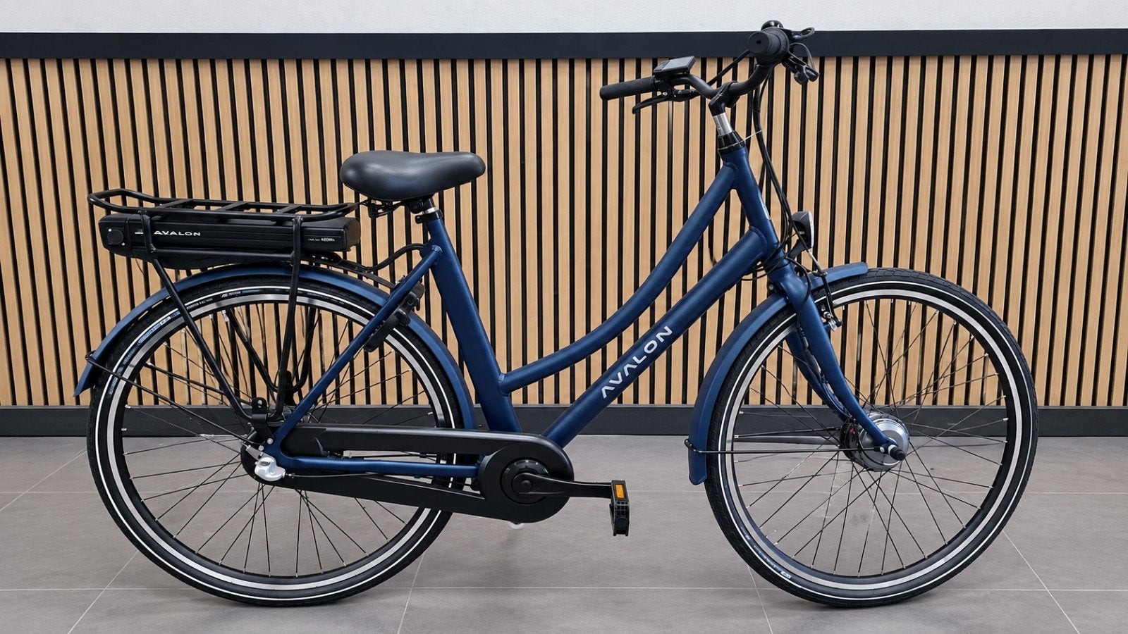 Avalon E-Base E-bike | Framemaat 55 | Lage instap, 53 tot 56 cm, Velgrem, (Extra) lage instap, Nieuw