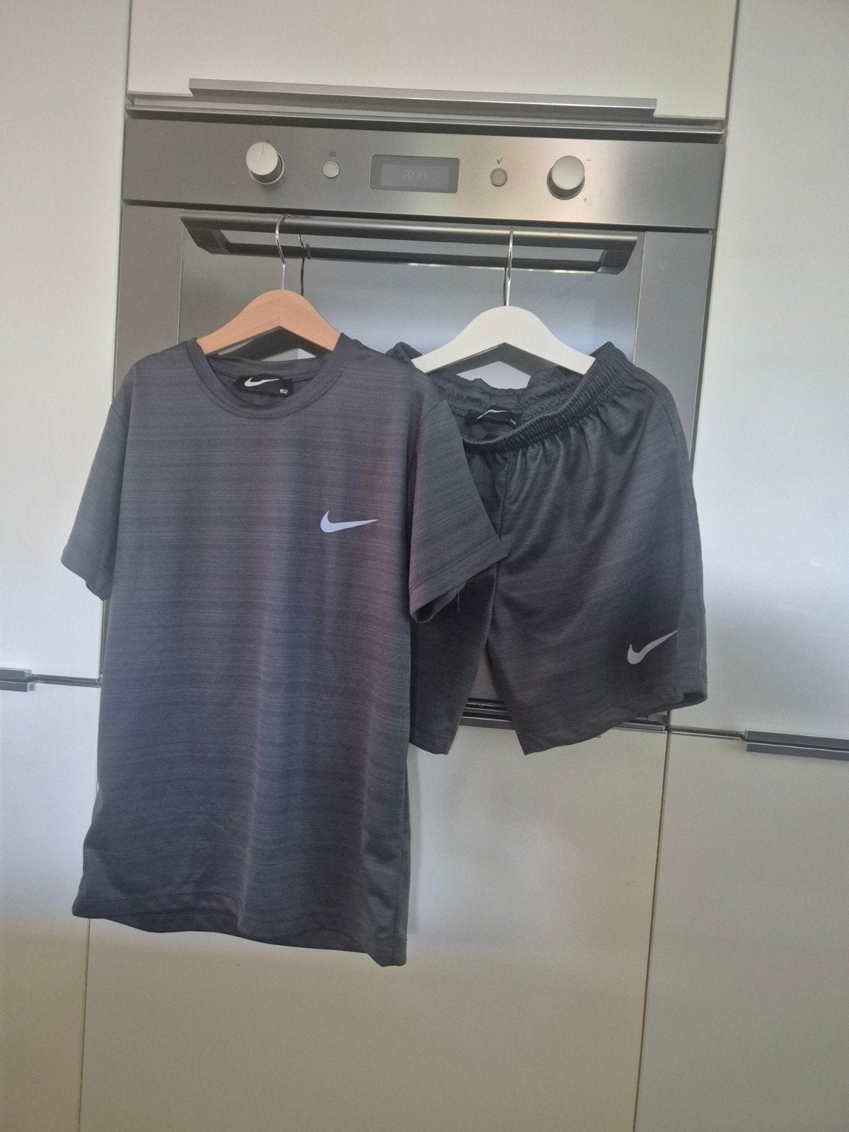 Nike sportpakje maat 146-152, Ophalen of Verzenden, Zo goed als nieuw, Setje, Nike