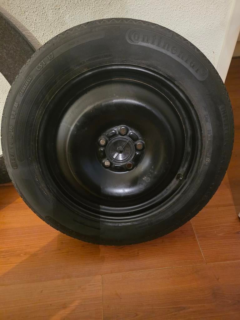 Continental thuiskomer 125/90 R16 98M ford, Ophalen, Gebruikt