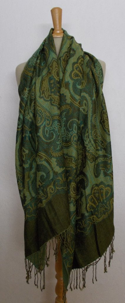 Zacht en soepele mooie groene batik print sjaal, Verzenden, Zo goed als nieuw, Maat 42/44 (L), Sjaal