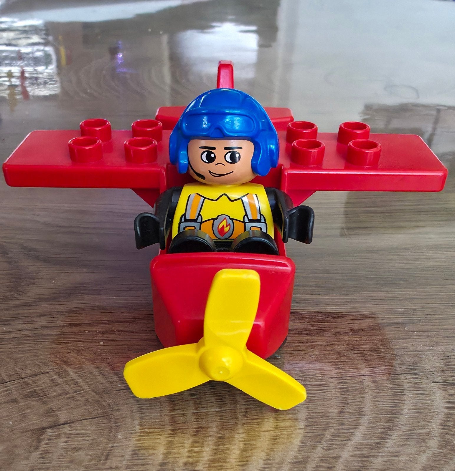 LEGO DUPLO Vliegtuig (Model 10908) incl piloot, Ophalen of Verzenden, Zo goed als nieuw, Duplo