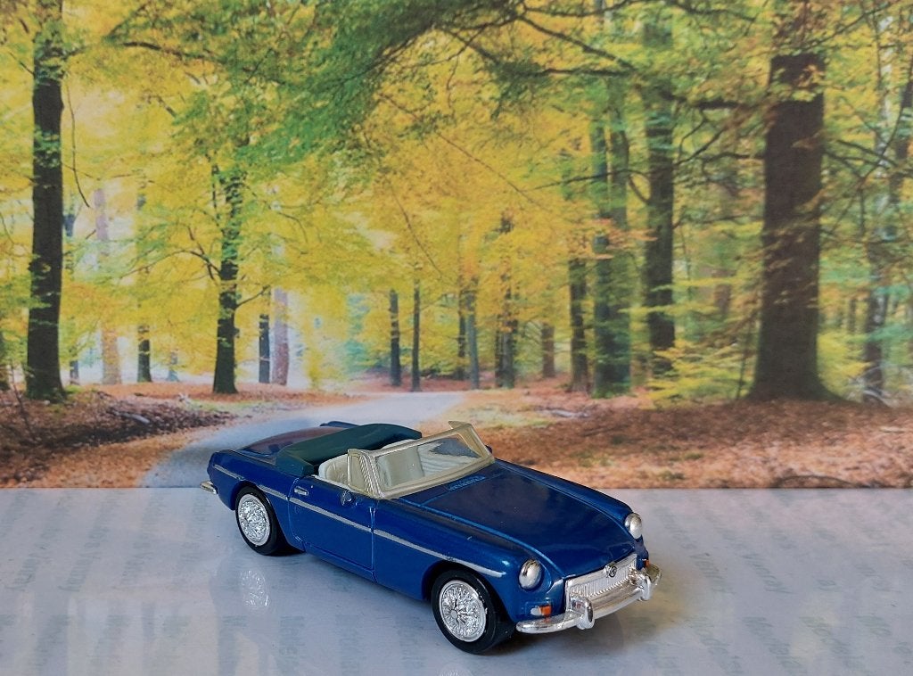 1:43 MG-B Mk II Roadster 1967; NewRay 48774, Ophalen of Verzenden, Gebruikt, Auto, Overige merken
