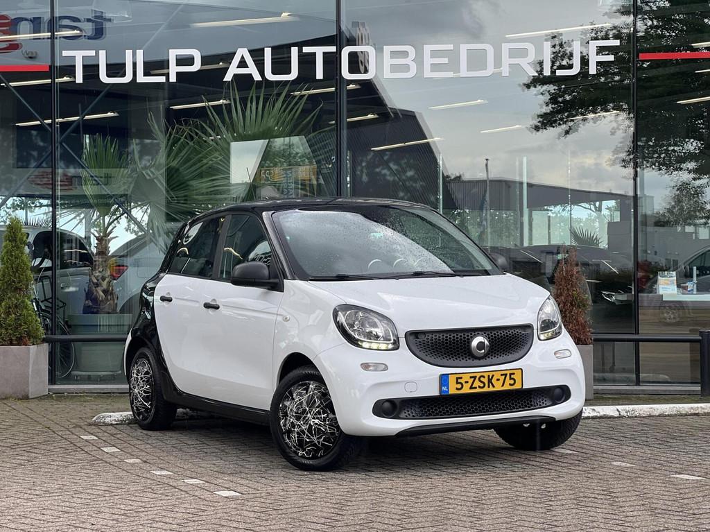 Smart forfour 1.0 Essential Edition Topstaat! NLauto NAP, Keurmerk '100% Onderhouden', Gebruikt, 4 stoelen, Wit