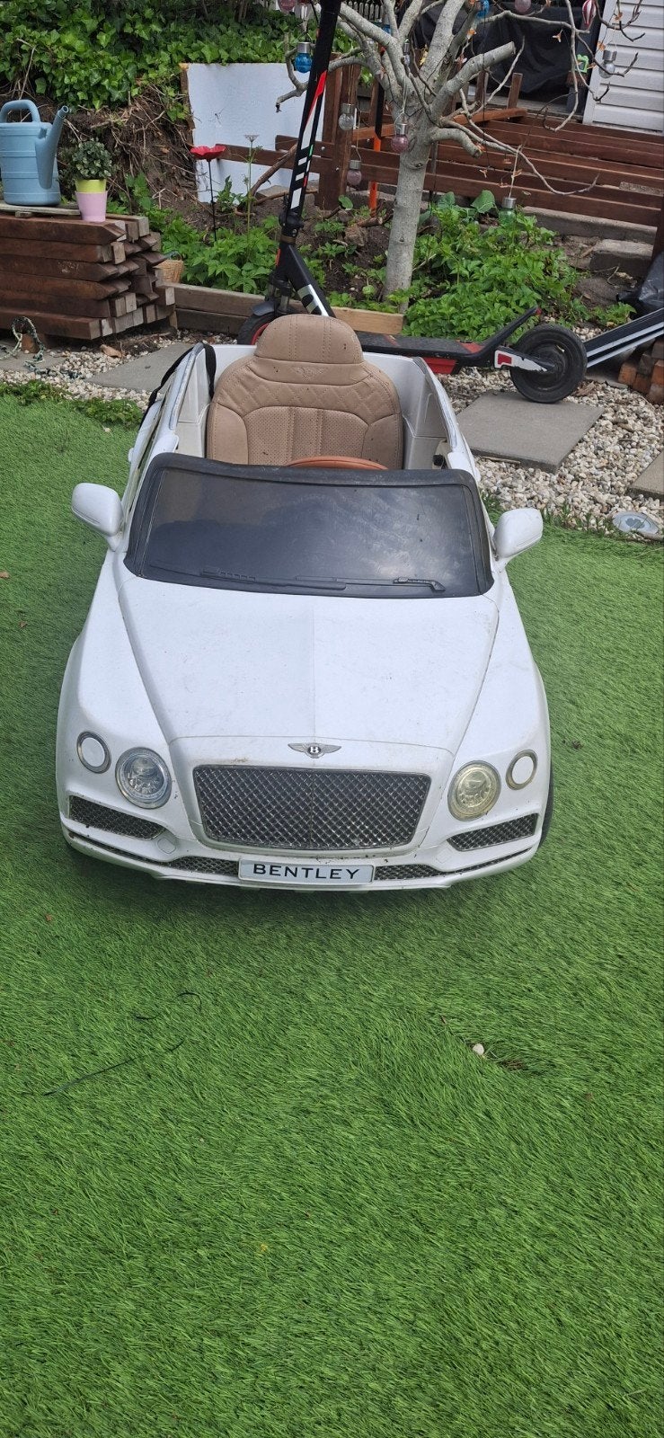 Elektrische kinderauto Bentley, Kinderen en Baby's, Ophalen of Verzenden, Gebruikt, Loopvoertuig