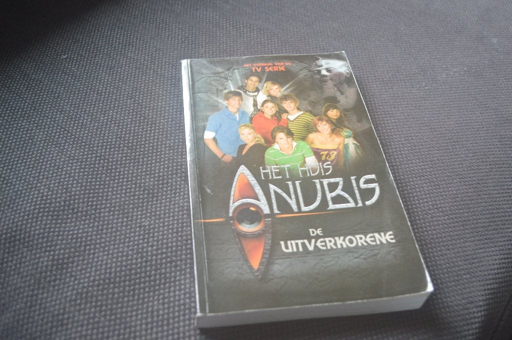 📓 De Uitverkorene - Het Huis Anubis, Boeken, Ophalen of Verzenden, Gelezen