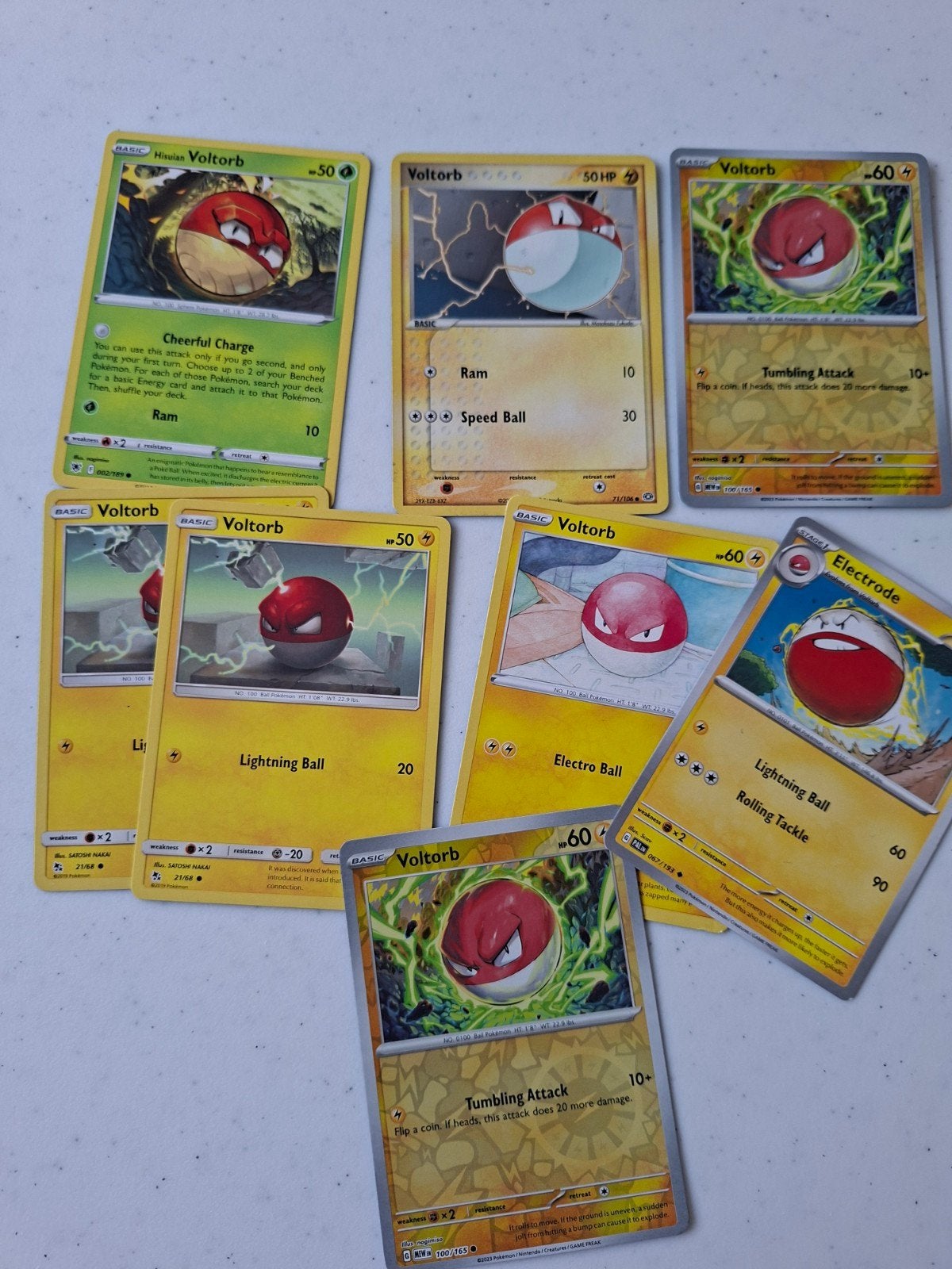 Pokémon setjes - Cutiefly, Voltorb, Pikachu, Unown, G, Ophalen of Verzenden, Gebruikt, Meerdere kaarten