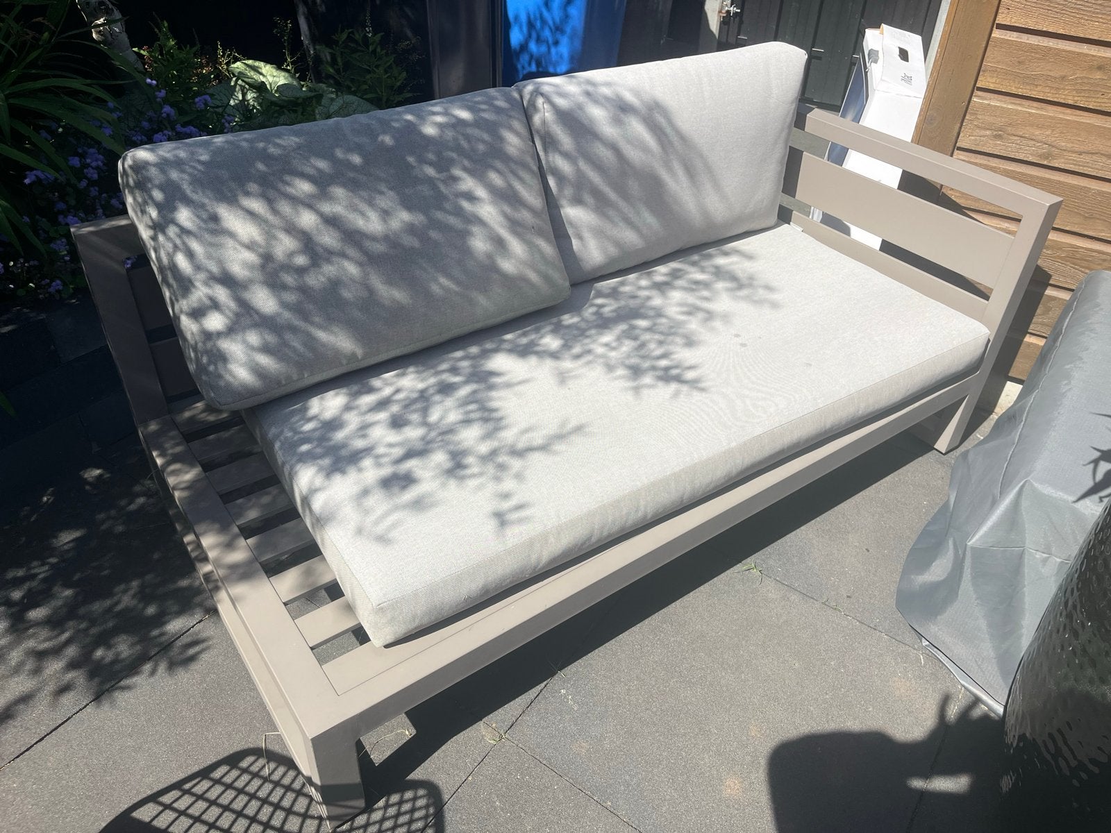 Tuinbank met kussens intratuin, Ophalen, Zo goed als nieuw, Aluminium