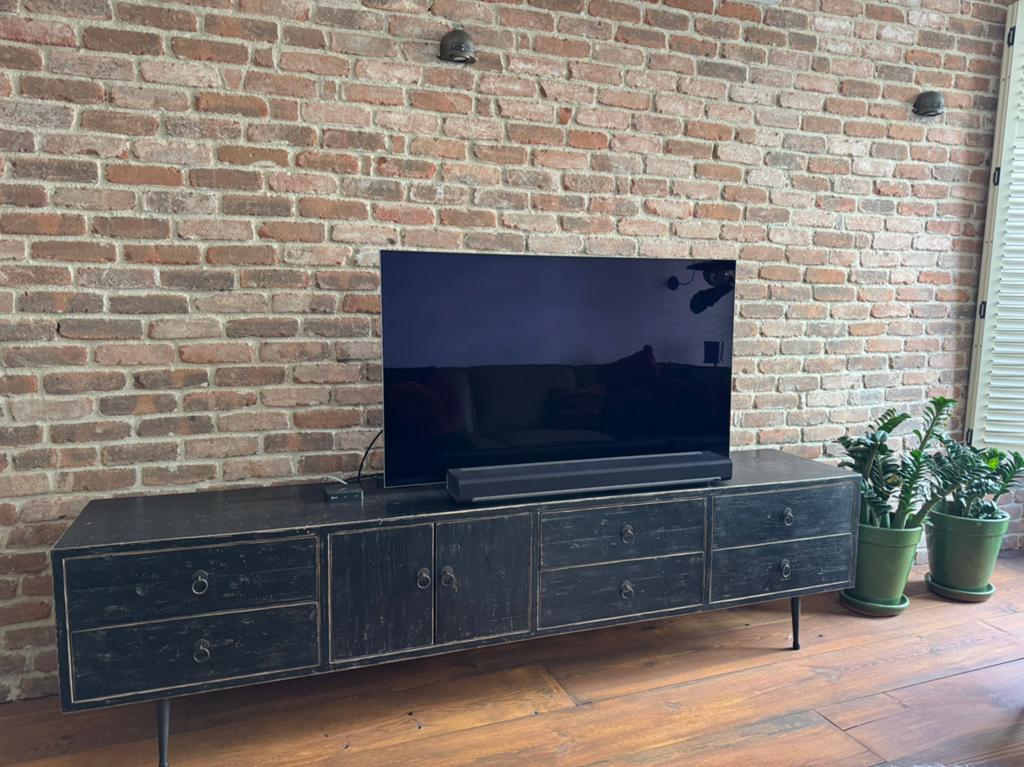 Uniek TV-meubel Lavandou warme uitstraling tijdloos, Met deur(en), Ophalen of Verzenden, Zo goed als nieuw, 200 cm of meer