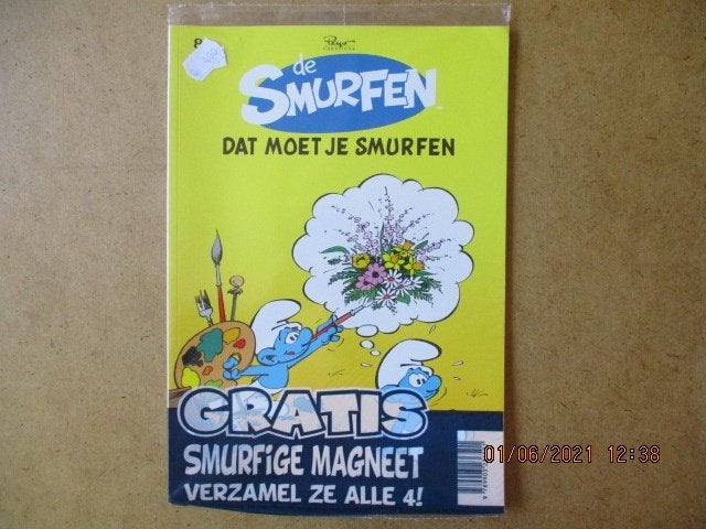 adv3982 de smurfen met magneet, Eén stripboek, Ophalen, Gelezen