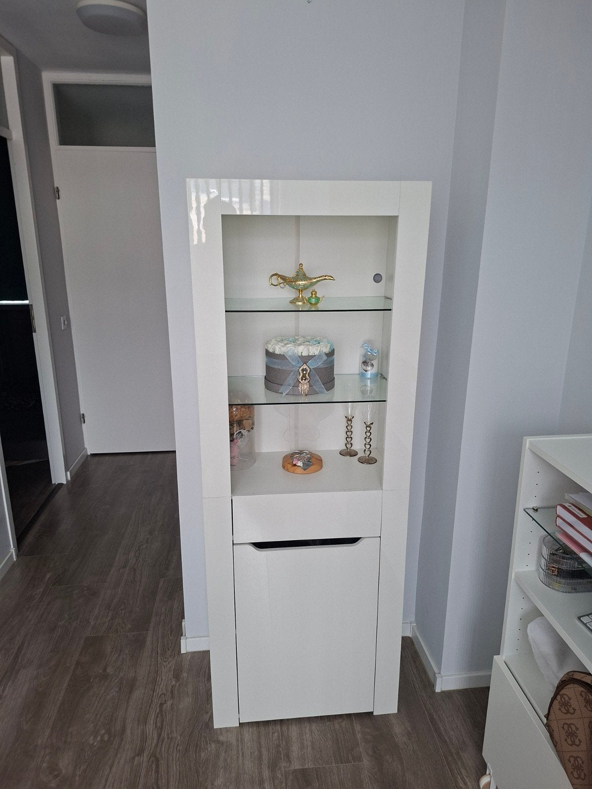 Witte Vitrinekast met Glazen Planken en Lade, Huis en Inrichting, Ophalen, 25 tot 50 cm, 50 tot 100 cm, 150 tot 200 cm