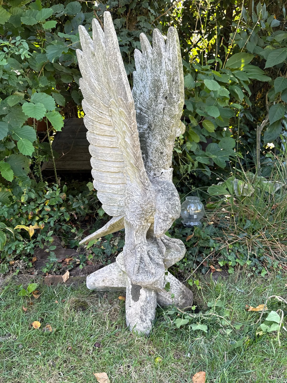 Grote stenen adelaar - Tuinbeeld 95 cm, Tuin en Terras, Tuinbeelden, Ophalen, Gebruikt, Steen, Dierenbeeld