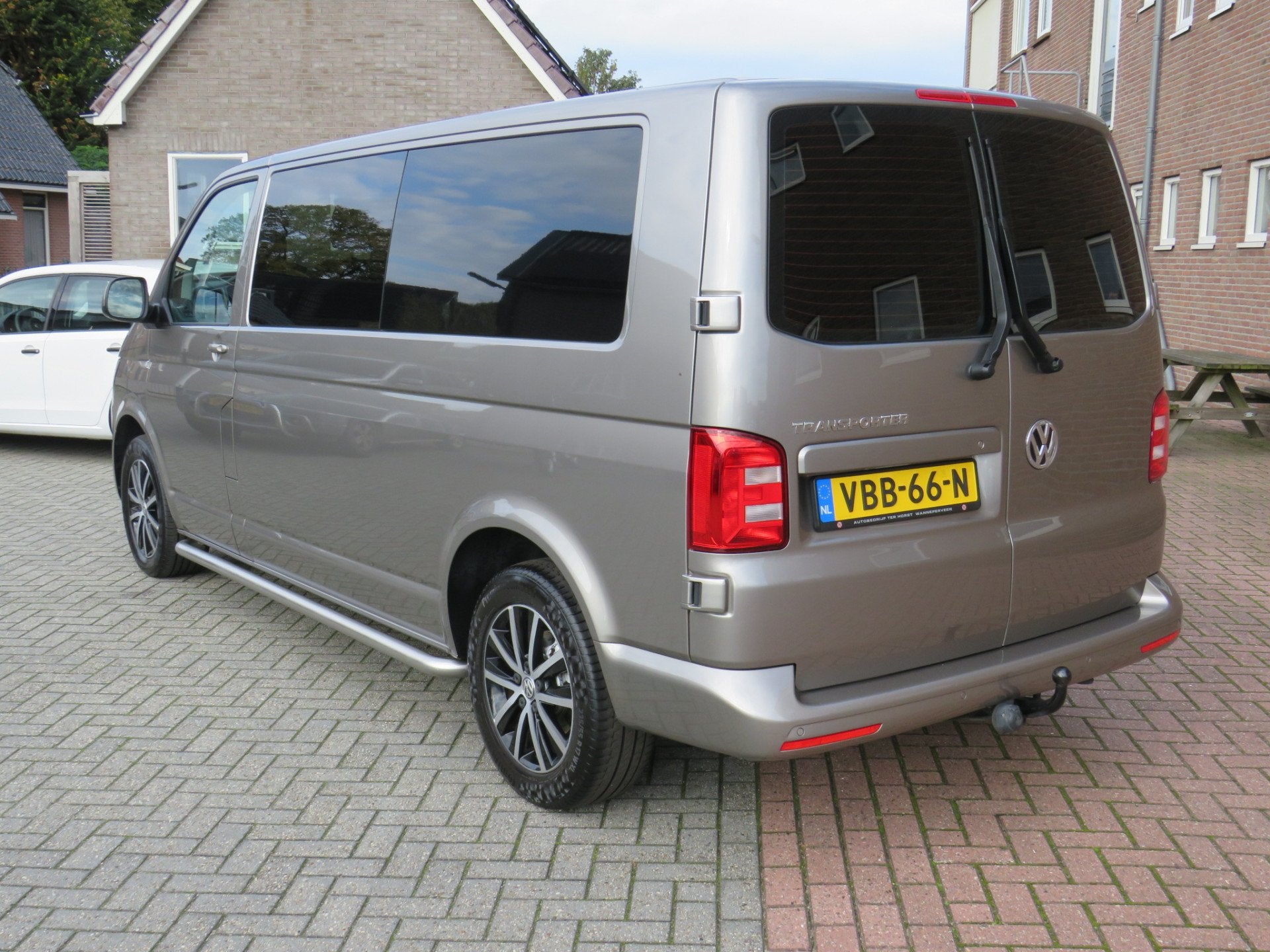 Volkswagen Transporter 2.0 TDI 150Pk DSG L2H1 DC Highline *, Auto's, Dealer onderhouden, Stof, Gebruikt, 4 cilinders
