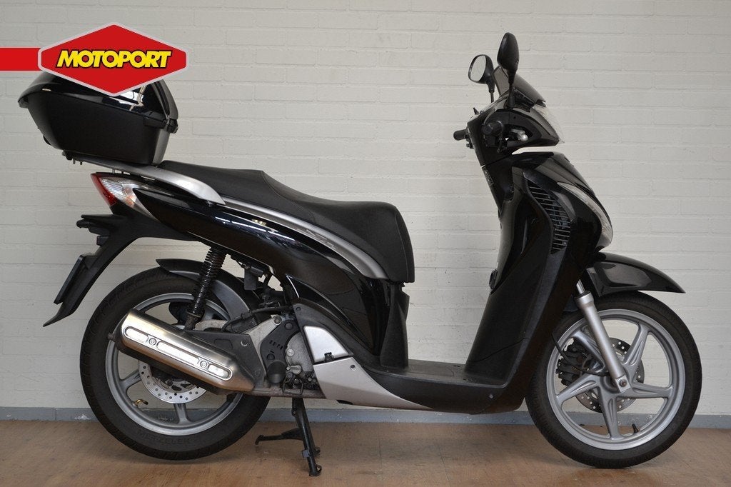 Honda SH 125 i (bj 2011), Honda Motor Europe, Bedrijf, 125 cc, 11 kW of minder
