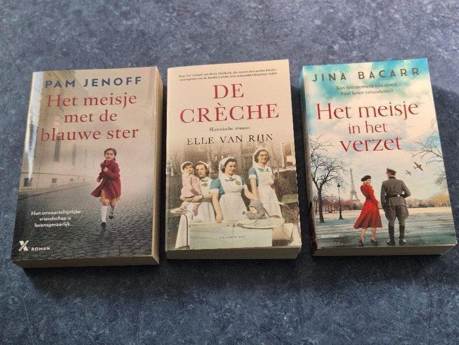 Het meisje met de blauwe ster + 2 andere romans, Ophalen of Verzenden, Nieuw, Diverse auteurs, Nederland