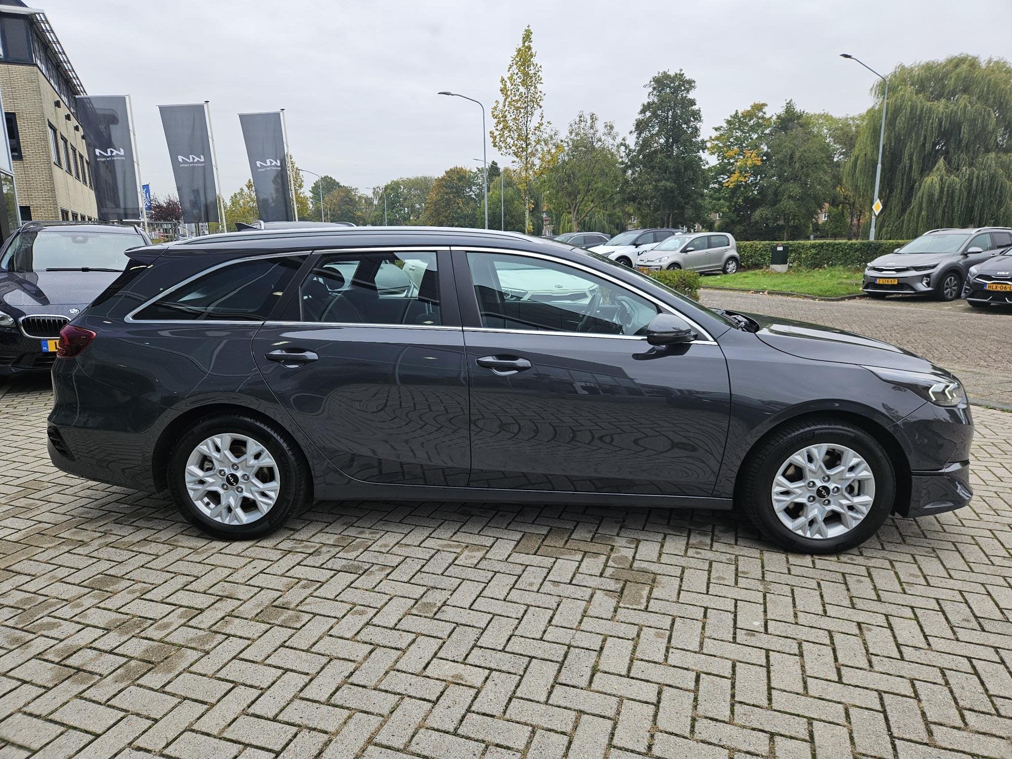 Kia Ceed Sportswagon 1.5 T-GDi DynamicLine Trekhaak | Nav |, Auto's, Voorwielaandrijving, Dealer onderhouden, Gebruikt, Euro 6