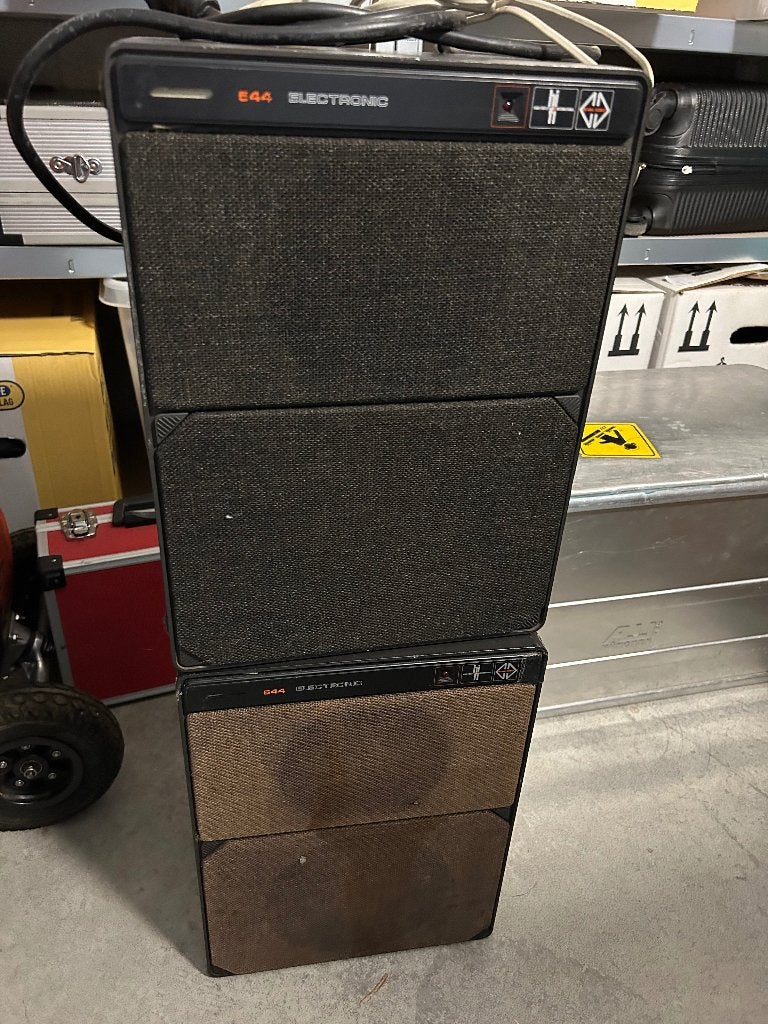Philips 22RH544/50R MFB actieve speakers - set van 2, Philips, Gebruikt, Inclusief kabels, Speakerset