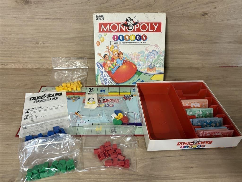 monopoly junior kermis - s4228, Hobby en Vrije tijd, Gezelschapsspellen | Bordspellen, Verzenden, Zo goed als nieuw