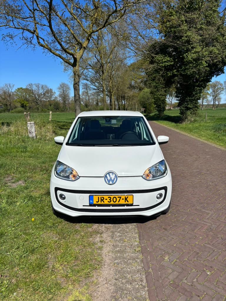 Volkswagen Move up! 1.0 55KW/75PK 5DRS  Airco 2016 Wit, Voorwielaandrijving, 74 pk, Up!, 840 kg