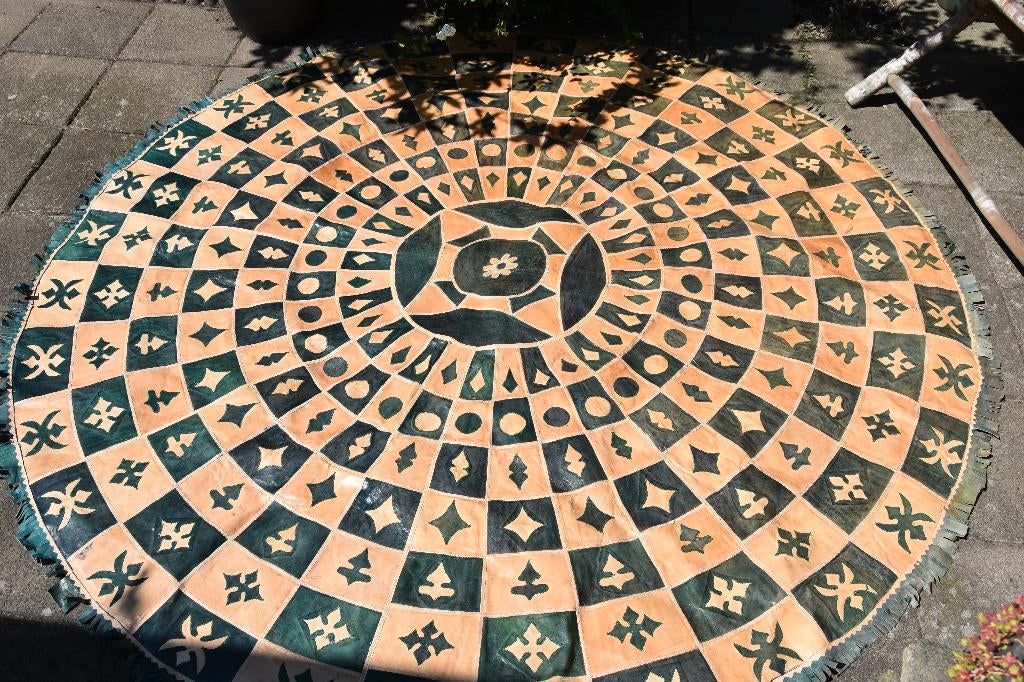Vintage Rond Leren Vloerkleed (diameter 195 cm), Huis en Inrichting, Stoffering | Tapijten en Kleden, Gebruikt, 150 tot 200 cm