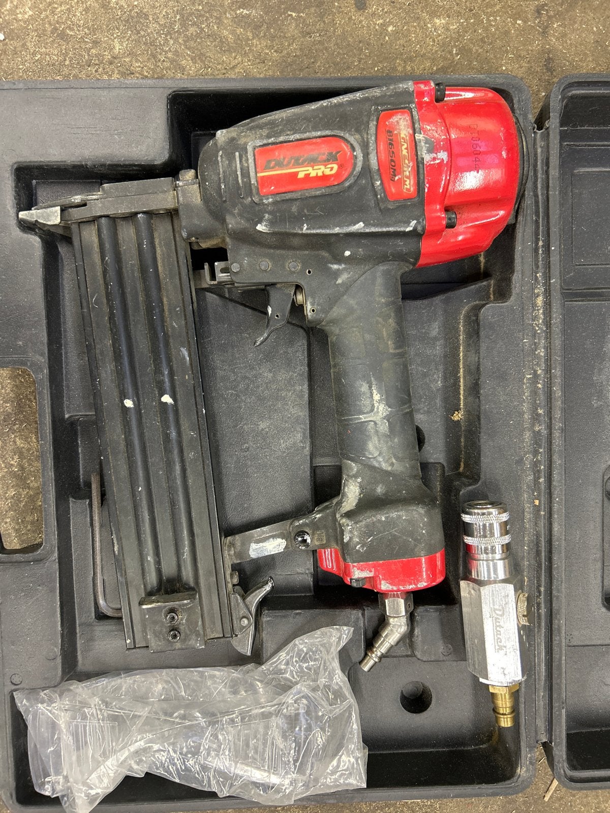 DUTACK  PRO B1650Mg Spijkerpistool in koffer, Ophalen, Gebruikt
