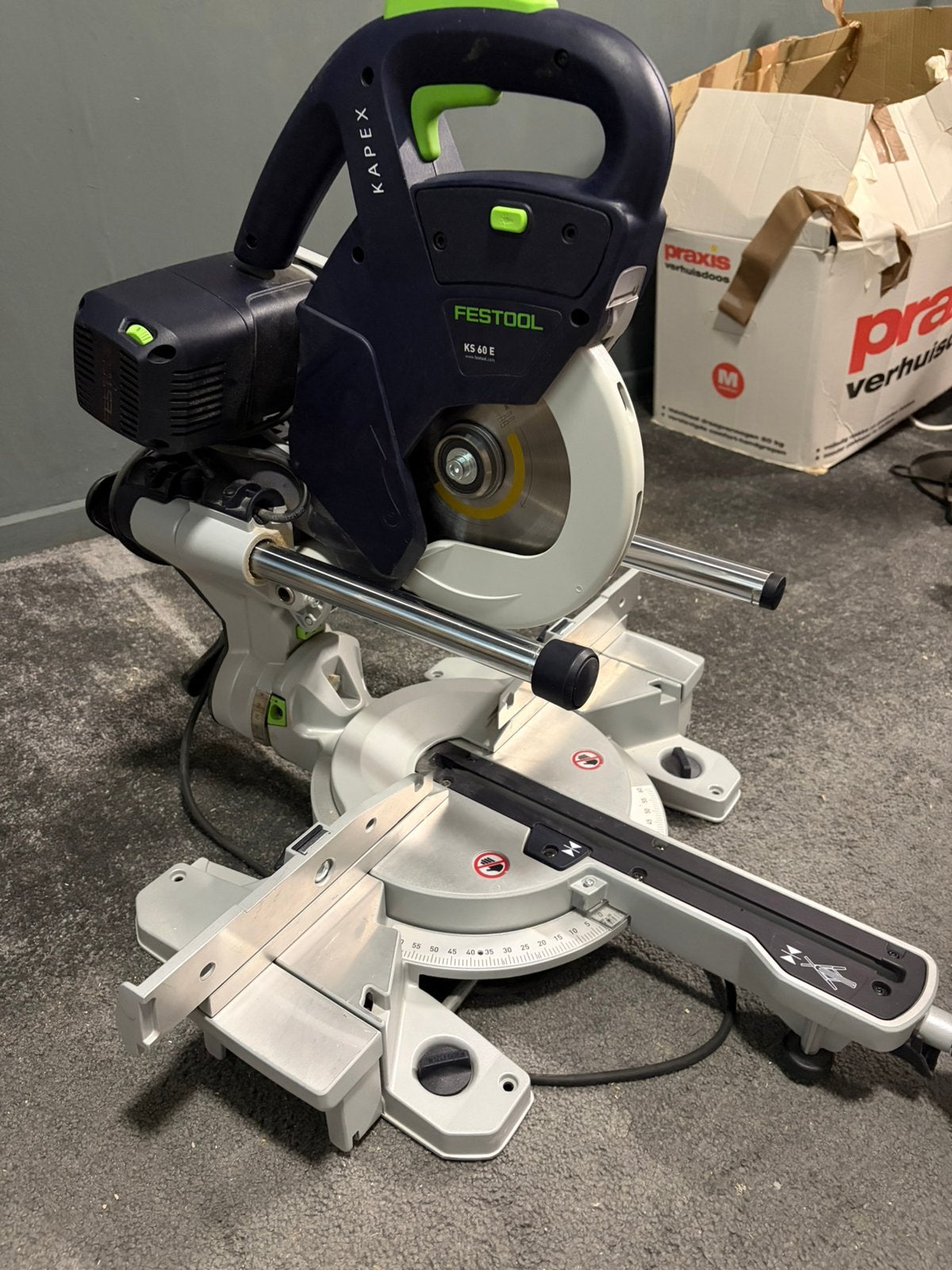 Festool afkortzaag KS60 E- in uitstekende staat, Ophalen, Gebruikt, Afkortzaag, 30 tot 70 mm