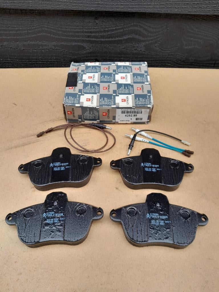 SET REMBLOKKEN - NIEUW - CITROËN Xm - Model Y3 & Y4, Verzenden, Nieuw, Citroën